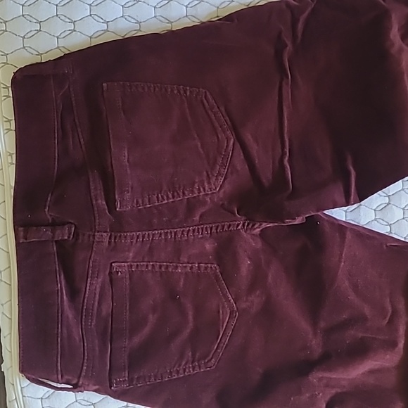 FashionNova pants /wash burgundy color size 0/24 - Picture 5 of 8